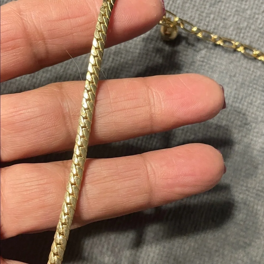Vintage Avon Goldtone Whale Tail Necklace with Tassel